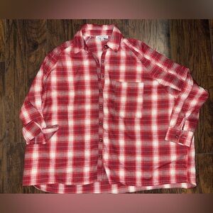 Womens
Long Sleeve
High Low plaid shirt